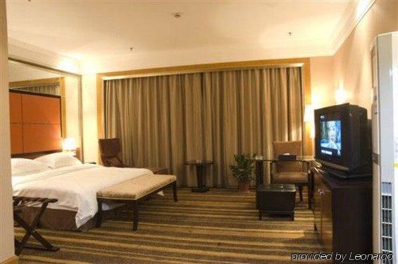 Sprot-Life Garden Hotel Wuhan Cameră foto